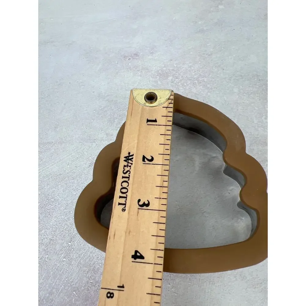 Poop‎ swirl cookie cutter